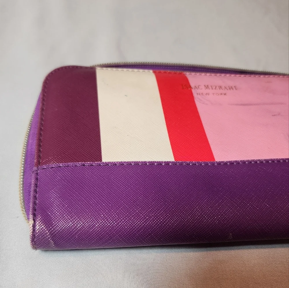 Isaac Mizrahi has colorful flaws